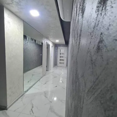 Hotel Wiena *
